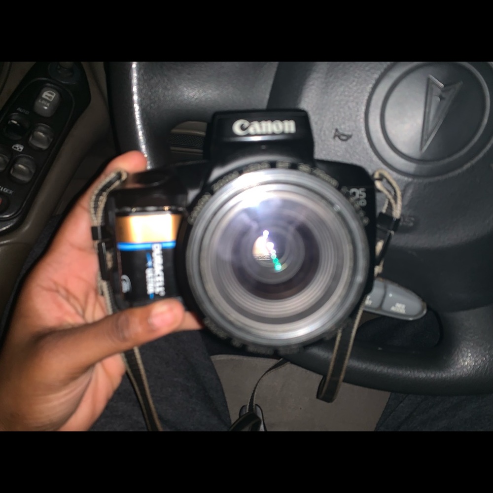 Canon eos 750 film